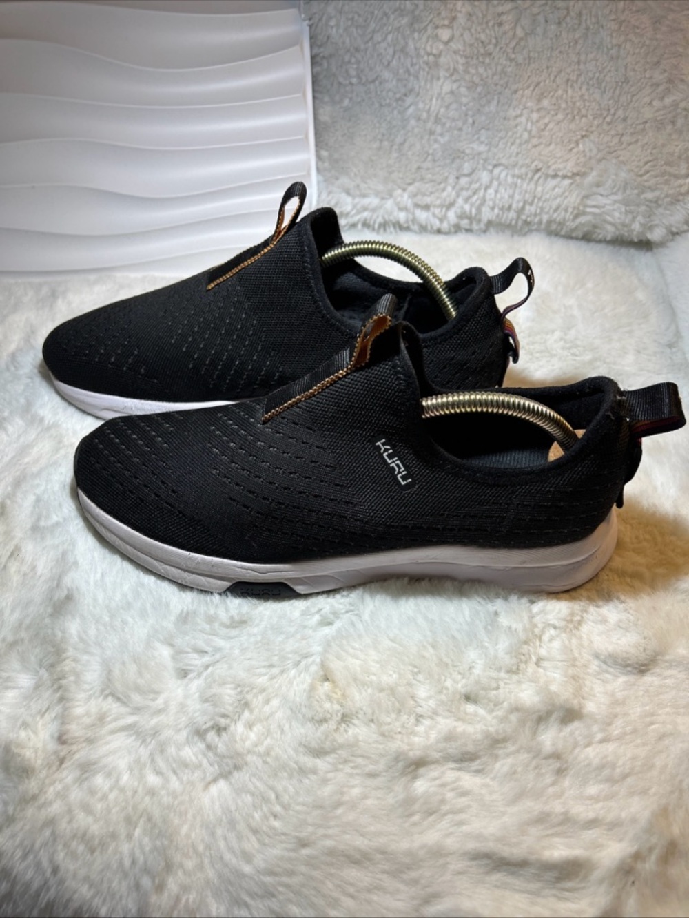 Kuru Atom Slip On Womens Size 10 Black White Athletic Walking Shoes Sneakers